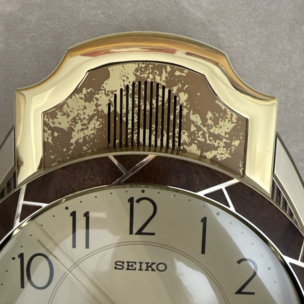 Seiko Westminster-Whittington Wall Clock Battery Operated Chime 17" Plastic - Picture 5 of 14